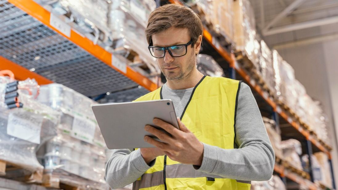 controle de estoque em pequenas empresas